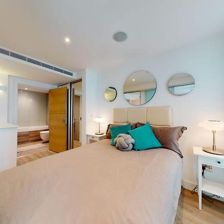 Executive Luxury One Bedroom In Vauxhall Londra Exterior foto